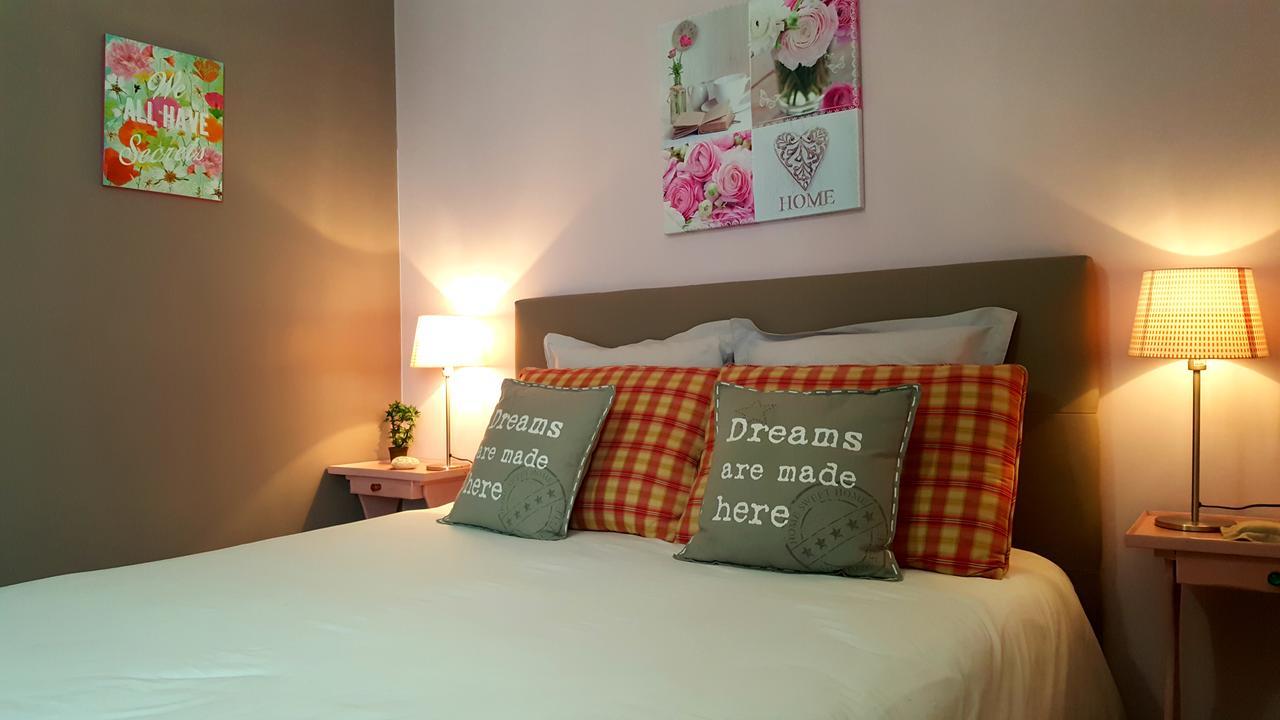 Le Logis De La Poupeliere Bed & Breakfast Vouhé Eksteriør bilde