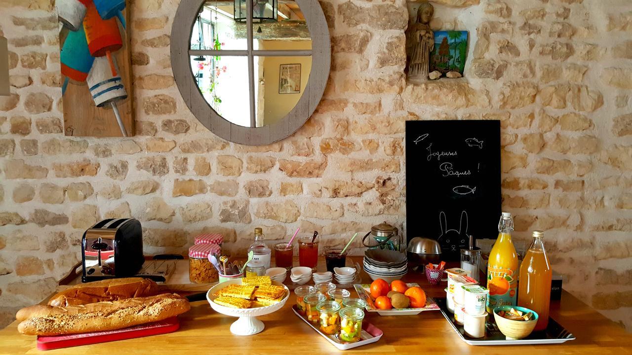 Le Logis De La Poupeliere Bed & Breakfast Vouhé Eksteriør bilde